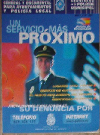 SERVICIOS DE LA POLICÍA MUNICIPAL AÑO V, nº 36, 2001