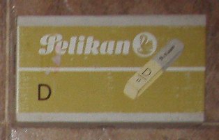 Caja de gomas Pelikan, D