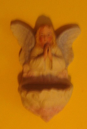 Antiguo Benditero cerámico, forma de Angel, Made in Germany